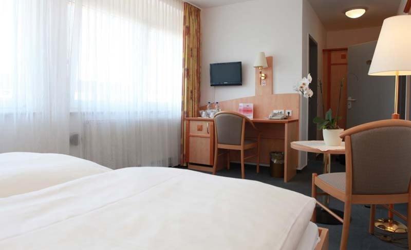 Hotel Wetterau - Self-Check-In Wölfersheim Quarto foto